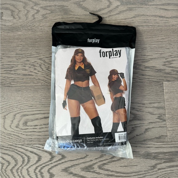 Postal Delivery Costume - Picture 4 of 4